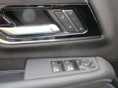 New 2026 GMC Yukon XL Denali w/ Sun & Power Step Package image 26