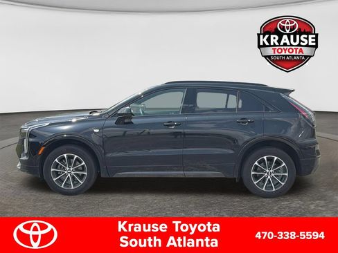 Used 2025 Cadillac XT4 Sport FWD image 4