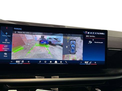 Used 2024 BMW X7 M60i w/ Climate Comfort Package AWD/4WD image 34