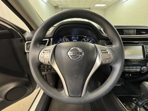 Used 2014 Nissan Rogue SV w/ SV Premium Package AWD/4WD image 32