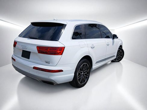 Used 2018 Audi Q7 3.0T Premium Plus AWD/4WD image 4