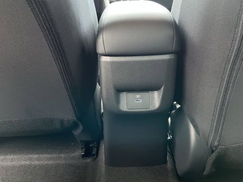 New 2025 Nissan Versa SR w/ Trunk Package image 16