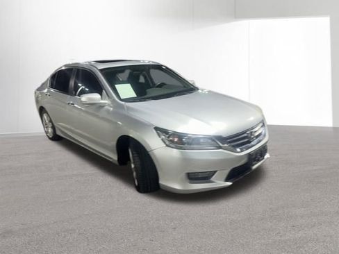 Used 2014 Honda Accord EX image 1