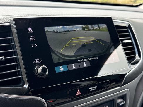 Used 2022 Honda Pilot Sport image 4