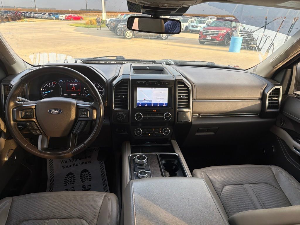 Used 2021 Ford Expedition Max Limited AWD/4WD image 16