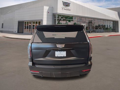 New 2026 Cadillac Escalade Platinum Sport w/ LPO, ONYX Package AWD/4WD image 5