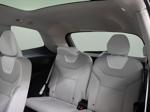 New 2025 Volvo EX90 Ultra image 34