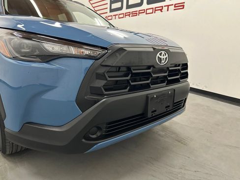 Used 2026 Toyota Corolla Cross LE FWD image 2