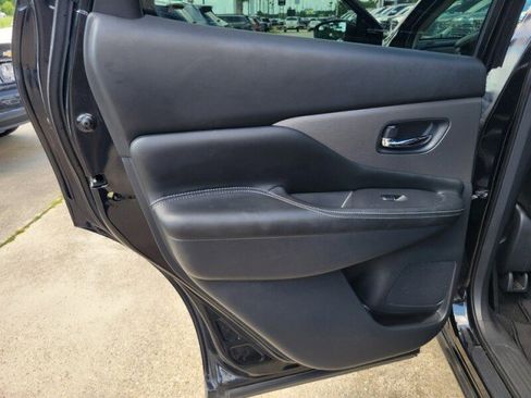 Used 2019 Nissan Murano SL FWD image 28