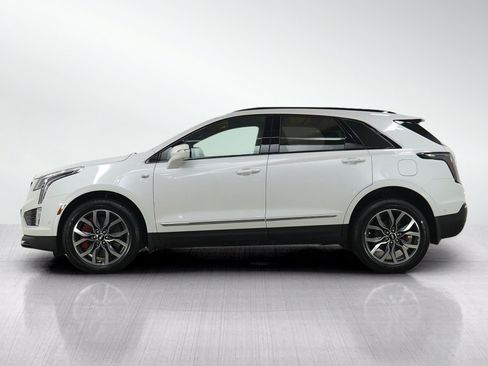 Used 2022 Cadillac XT5 Sportv w/ Technology Package AWD/4WD image 2