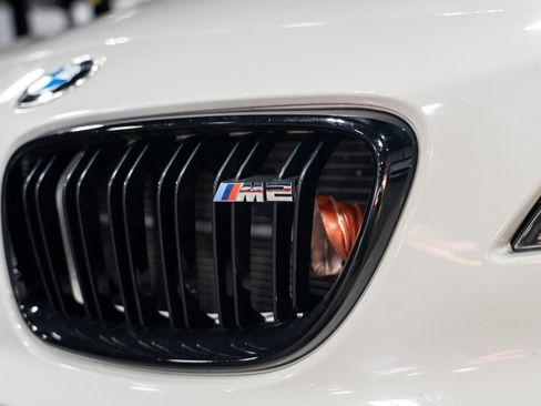 Used 2017 BMW M2 image 16