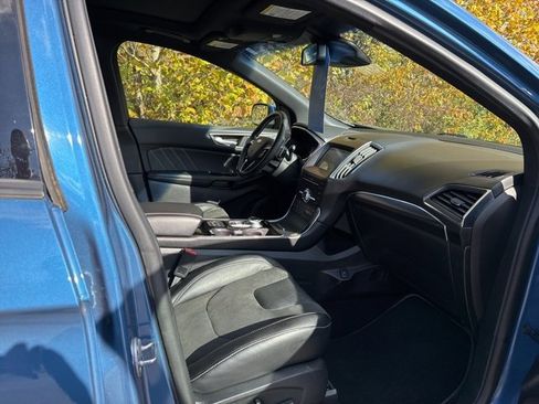 Used 2019 Ford Edge ST w/ Equipment Group 401A image 34