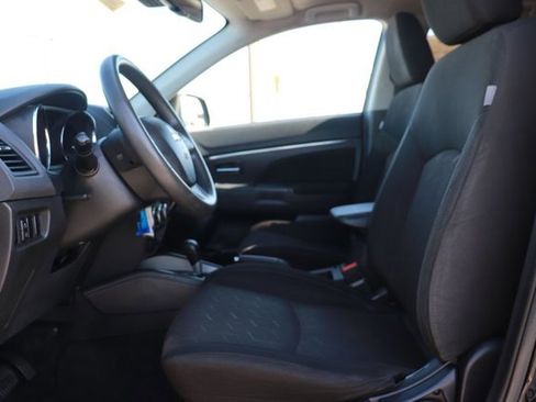 Used 2021 Mitsubishi Outlander Sport ES image 11