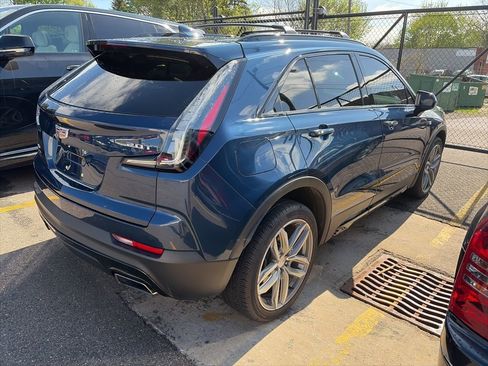 Used 2019 Cadillac XT4 Sport image 4