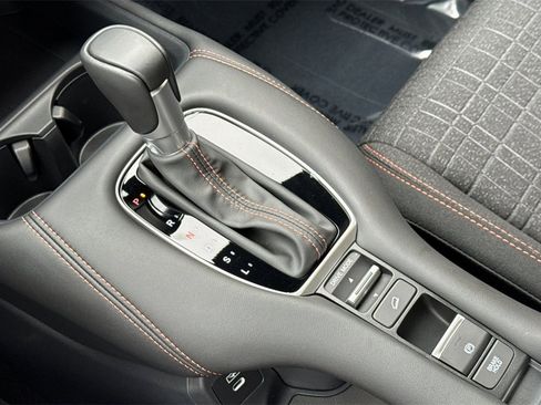 Certified 2026 Honda HR-V Sport image 25