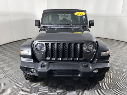 Used 2022 Jeep Wrangler Unlimited Sport image 10