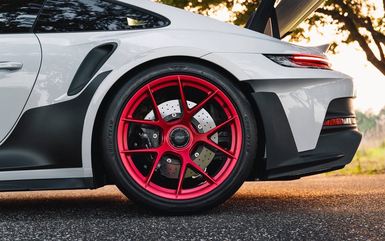 Used 2025 Porsche 911 GT3 RS RWD image 28