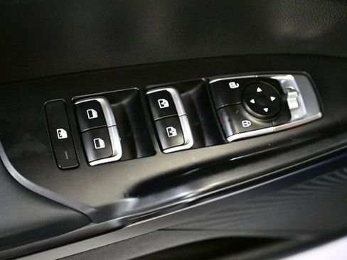 Used 2022 Kia K5 GT-Line image 47