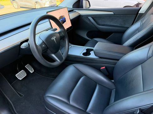Used 2023 Tesla Model Y Long Range AWD/4WD image 16