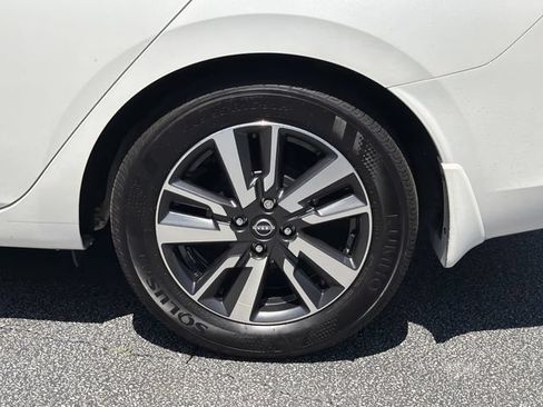 Certified 2025 Nissan Versa SV w/ Trunk Package FWD image 15