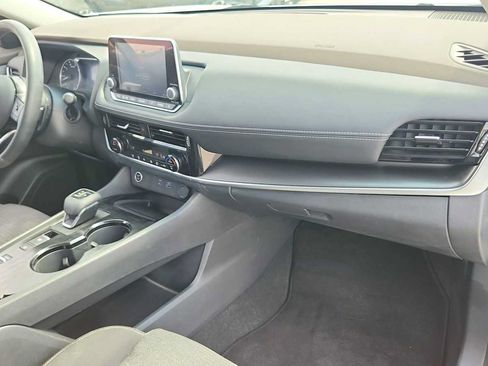 Used 2021 Nissan Rogue SV FWD image 21