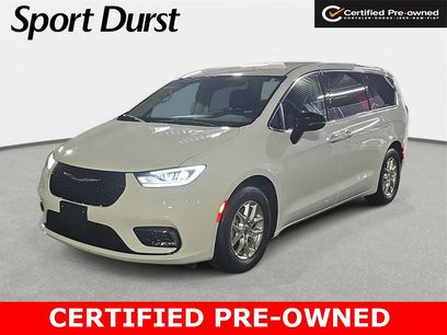 Used 2024 Chrysler Pacifica Touring-L