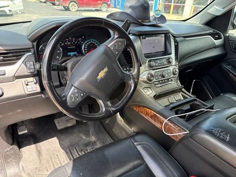 Used 2016 Chevrolet Suburban LTZ RWD image 21