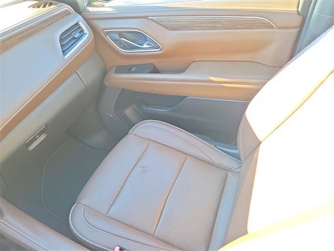 Certified 2021 Chevrolet Tahoe High Country w/ Premium Package image 16