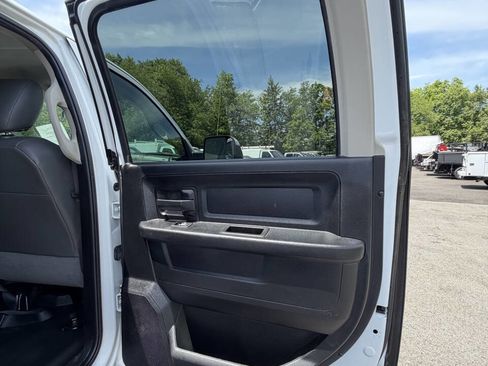 Used 2018 RAM 3500 Tradesman w/ Chrome Appearance Group AWD/4WD image 40