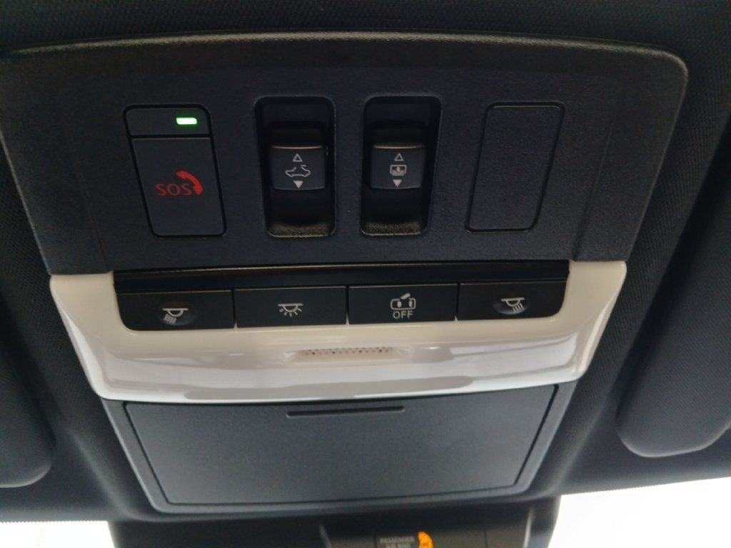 Used 2023 Mitsubishi Outlander SEL 40th Anniversary AWD/4WD image 5