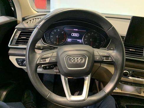 Used 2023 Audi Q5 2.0T Premium w/ Convenience Package AWD/4WD image 16