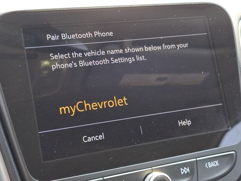 Used 2023 Chevrolet Malibu LT image 4