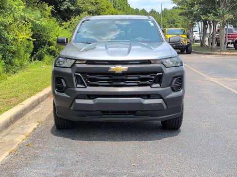 Used 2024 Chevrolet Colorado W/T RWD image 10