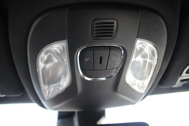 Used 2024 Jeep Compass Latitude AWD/4WD image 11