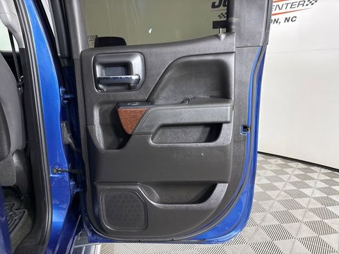 Used 2015 GMC Sierra 1500 SLE w/ SLE Value Package image 22