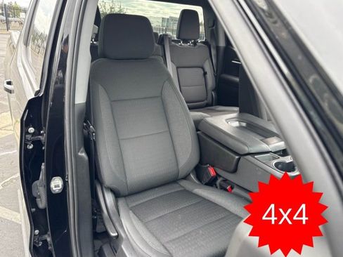 Used 2023 GMC Sierra 1500 Elevation image 12