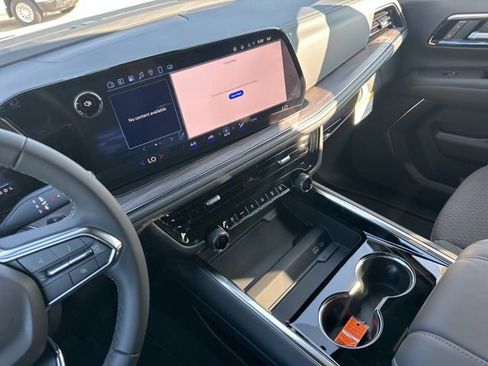 New 2025 Chevrolet Tahoe LS image 27