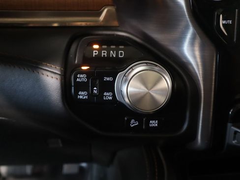 Used 2021 RAM 1500 Limited image 9