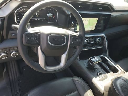 Used 2023 GMC Sierra 1500 Denali w/ Denali Reserve Package AWD/4WD image 17
