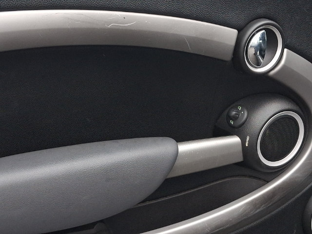 Used 2010 MINI Cooper S FWD image 20