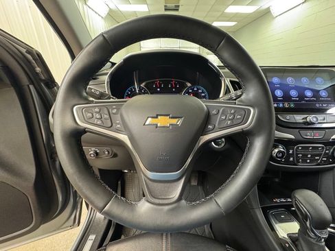 Used 2023 Chevrolet Equinox Premier AWD/4WD image 42