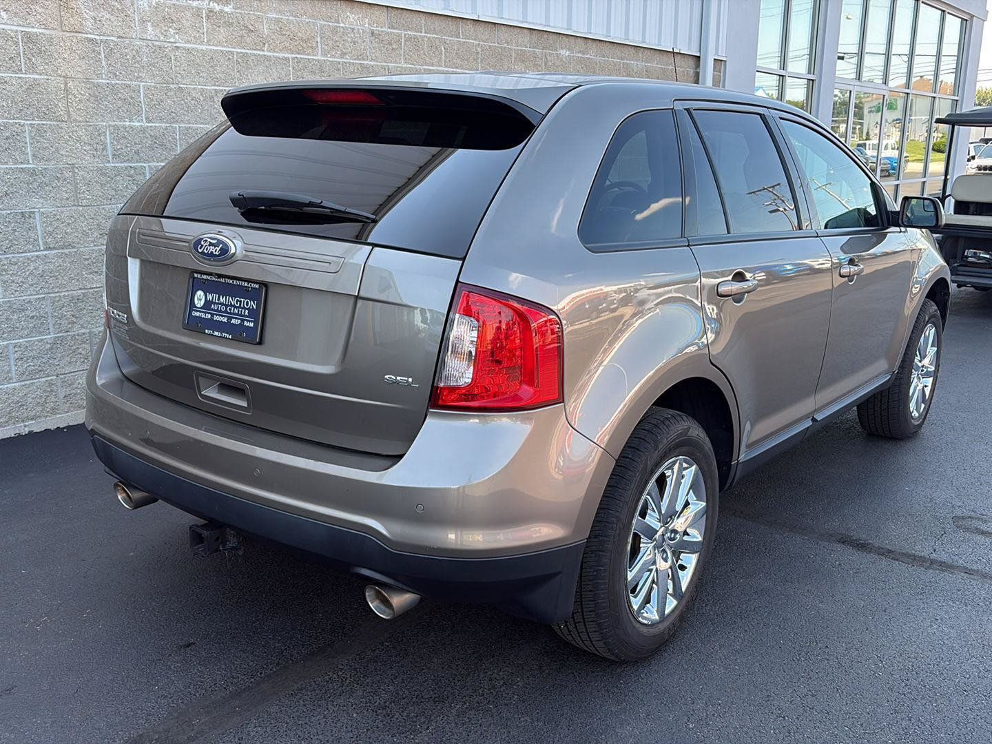 Used 2014 Ford Edge SEL w/ Equipment Group 205A FWD image 3