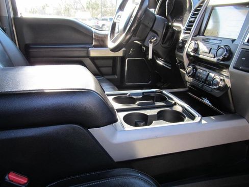 Used 2017 Ford F350 Lariat w/ Chrome Package image 42