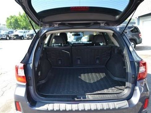 Used 2016 Subaru Outback 2.5i Limited AWD/4WD image 21