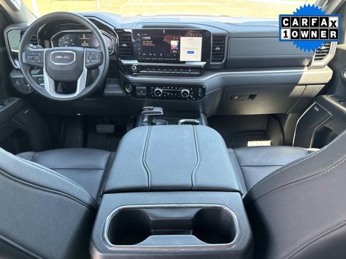 Used 2024 GMC Sierra 1500 SLT w/ SLT Premium Plus Package AWD/4WD image 20
