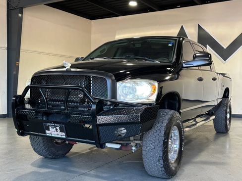 Used 2007 Dodge Ram 1500 Truck SLT w/ Trailer Tow Group AWD/4WD image 1