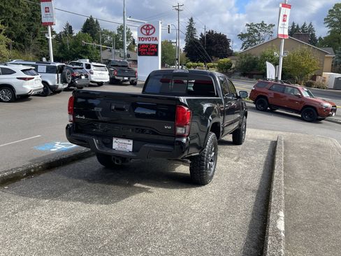 Certified 2023 Toyota Tacoma SR5 AWD/4WD image 7