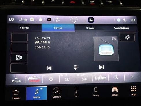 Used 2023 Jeep Grand Cherokee L Summit w/ Advanced Protech Group IV image 40