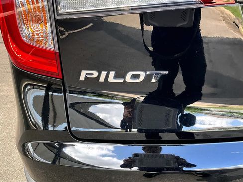 Used 2021 Honda Pilot Special Edition image 10