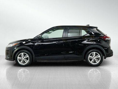 Used 2024 Nissan Kicks S FWD image 2